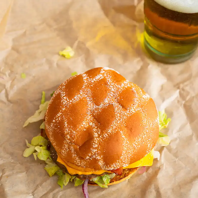 How Does Greaseproof Paper Support Takeaway Packaging